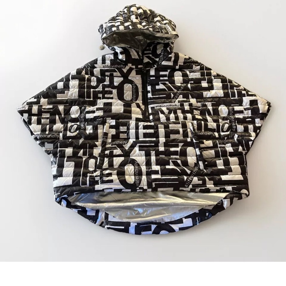 Think Royln Black & White Puffer short sleeve